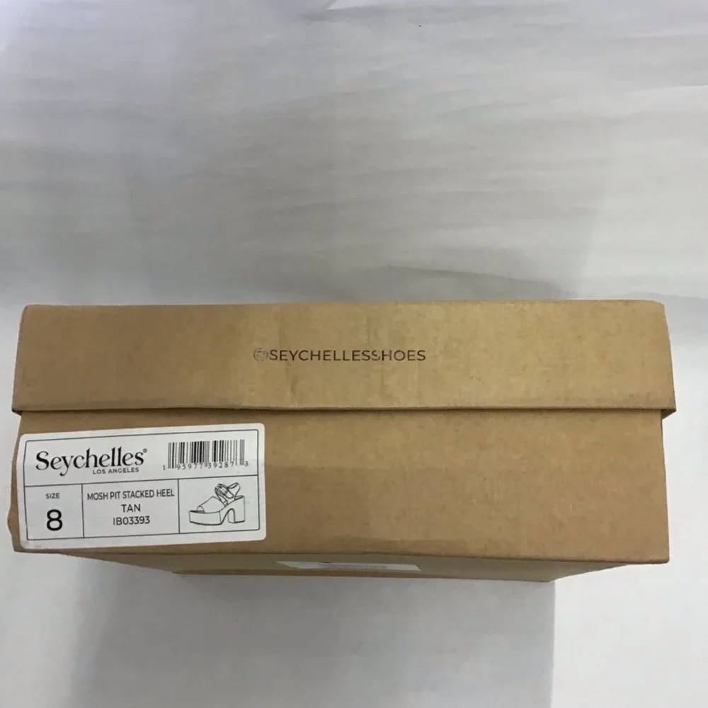 New Seychelles women’s brown platform block heal size 8 with adjustable strap
